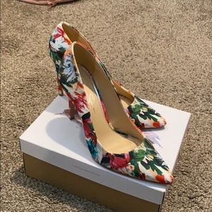 Jessica Simpson Floral Heels